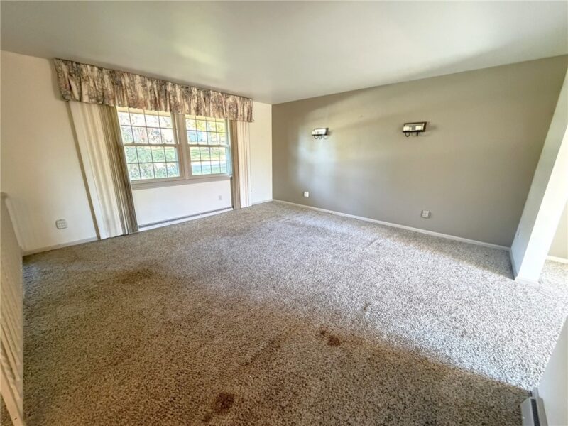 152 Hermitage Circle — photo 4