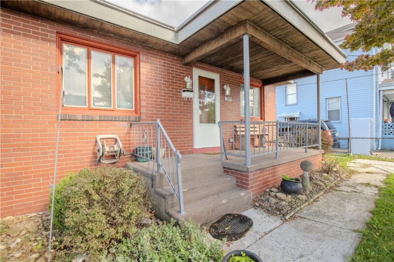319 Prospect St — photo 4
