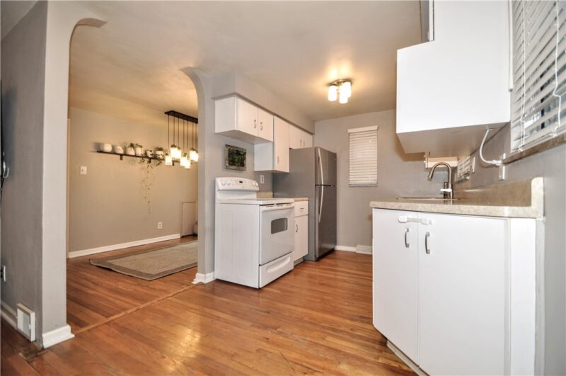 1011 Santa Monica Drive — photo 3