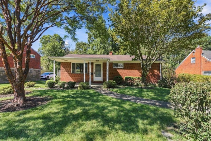 220 Noel Dr