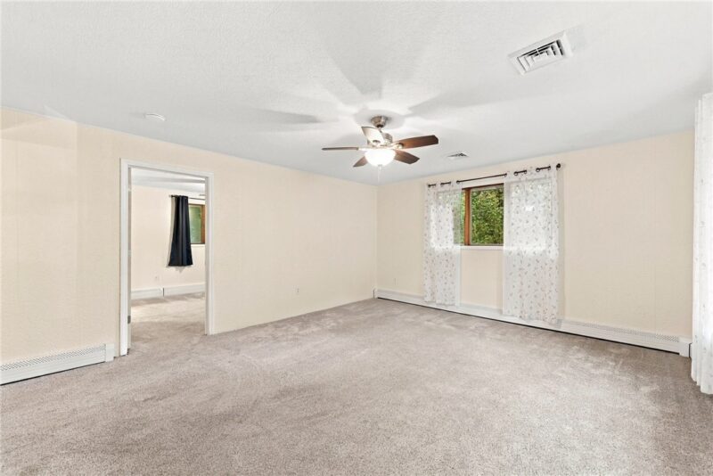 153 Rydle Rd — photo 8