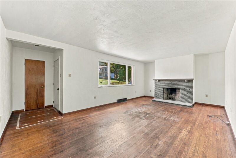 1405 N Spring Street — photo 8