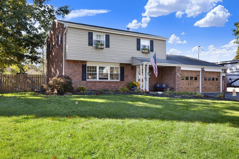 613 Westland Dr — photo 2