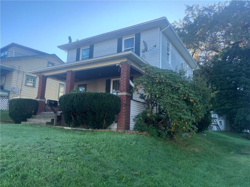 192 Columbia Ave — photo 2