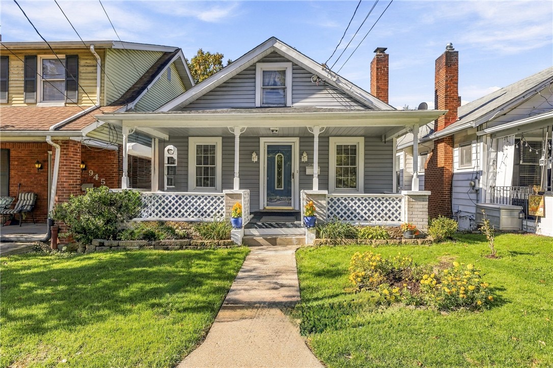 947 Center Ave — photo 1