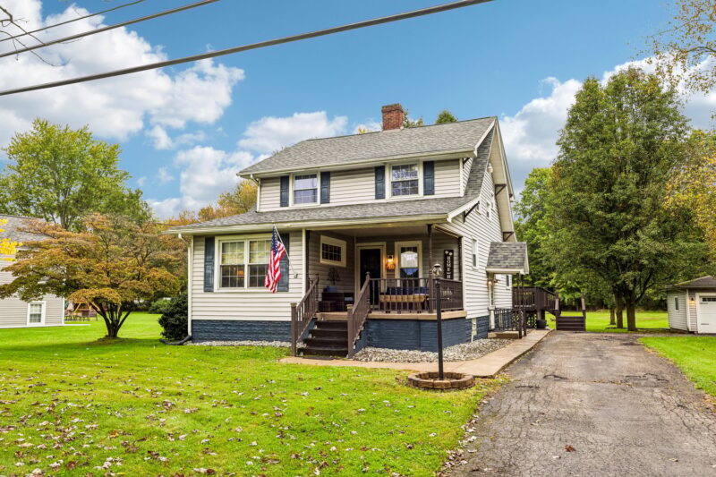 17 E Maitland Lane — photo 2