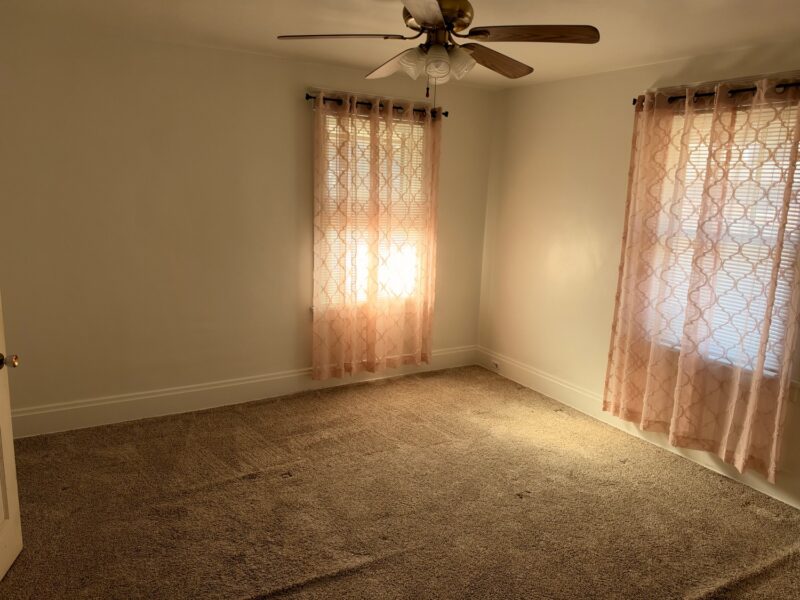 423 Center AVENUE — photo 6