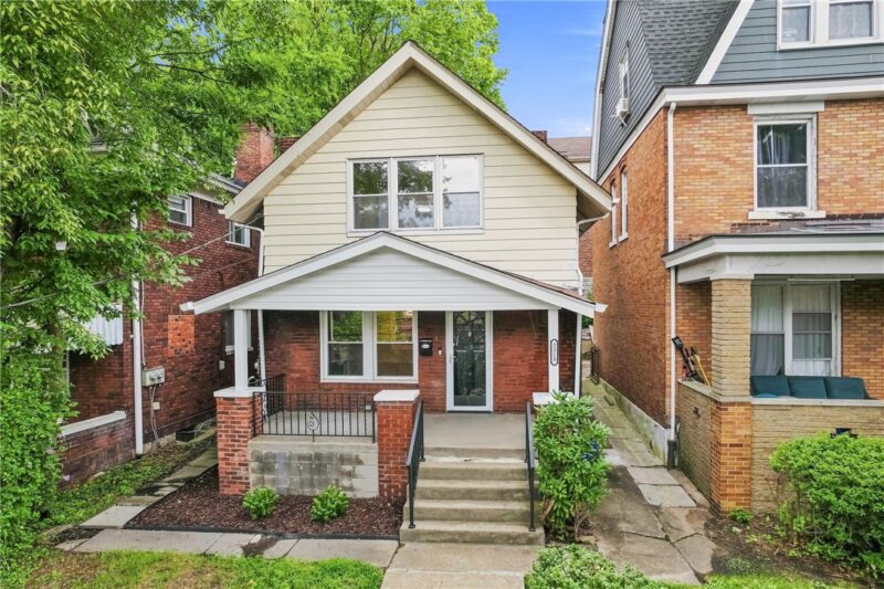 2313 Tilbury Ave