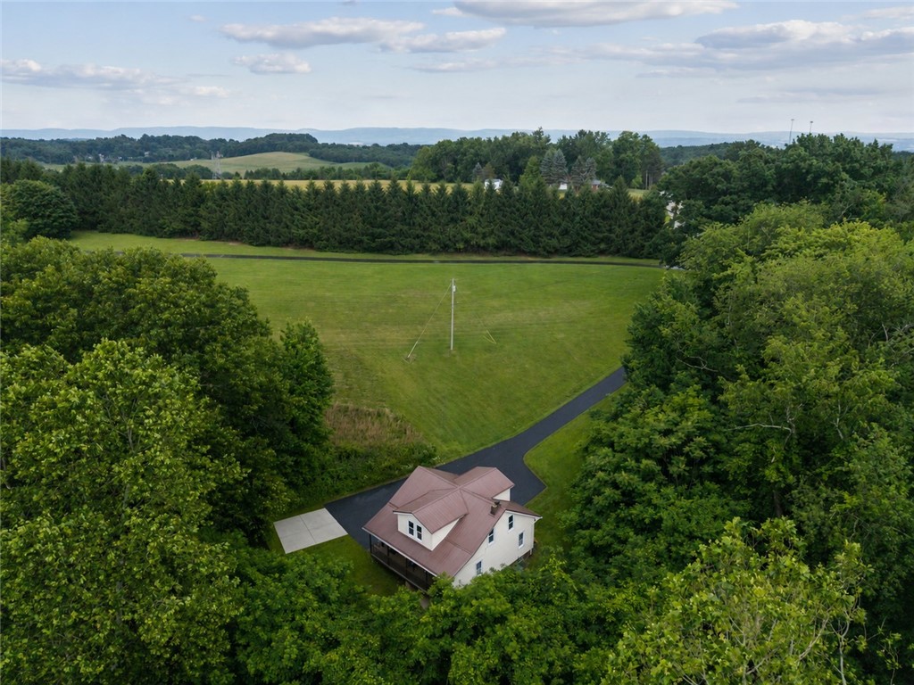617 Pacek Rd — photo 1