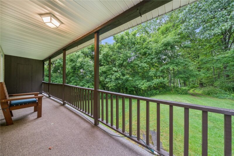 617 Pacek Rd — photo 4