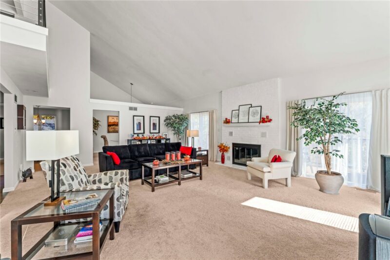 147 Jonathan Drive — photo 4