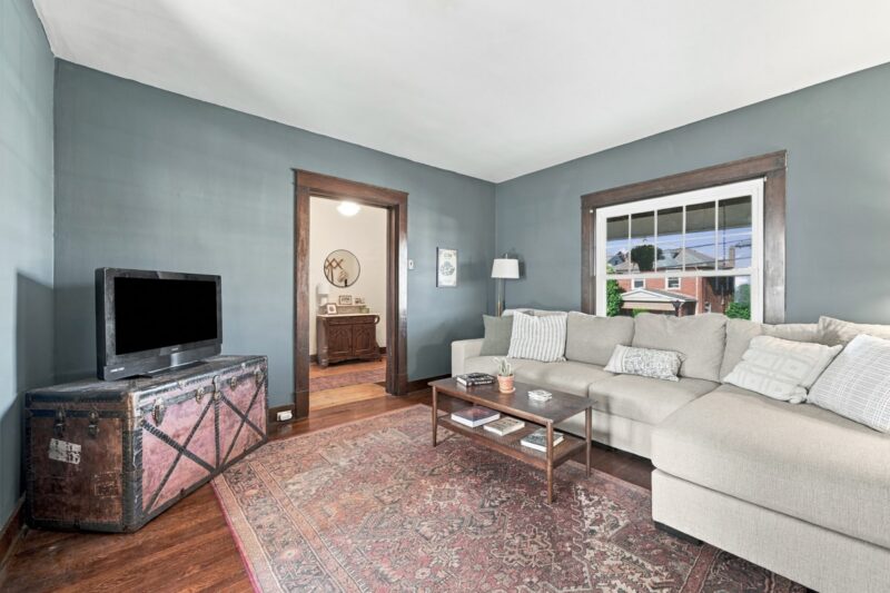 816 Bayridge AVENUE — photo 5