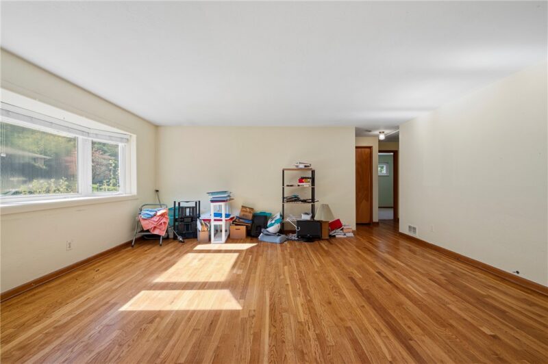 113 Morelli Dr — photo 4