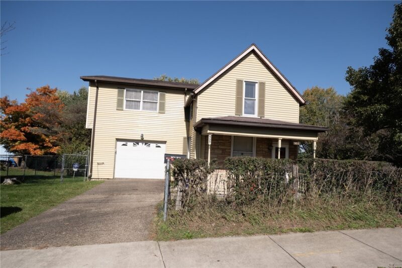 955 Ewing St — photo 2