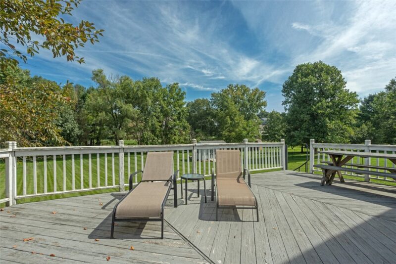 114 Stoney Creek Ln — photo 4