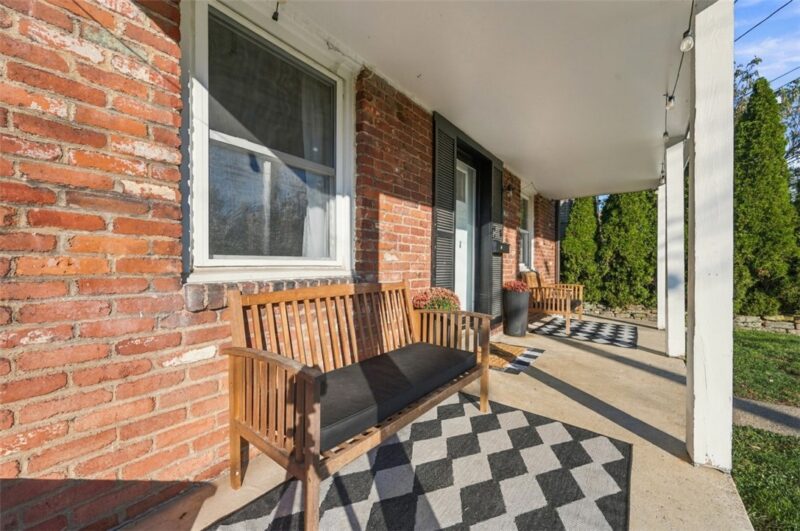 502 Edgeridge Rd — photo 4