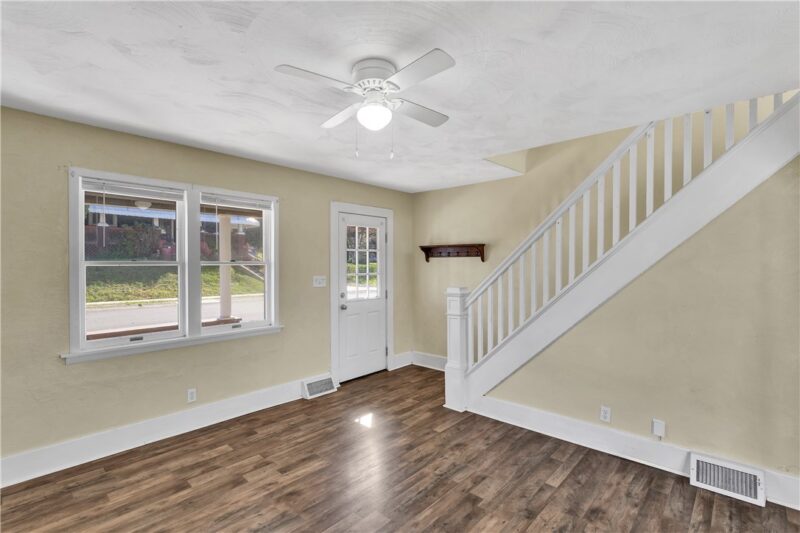 1413 Robbins Avenue — photo 3
