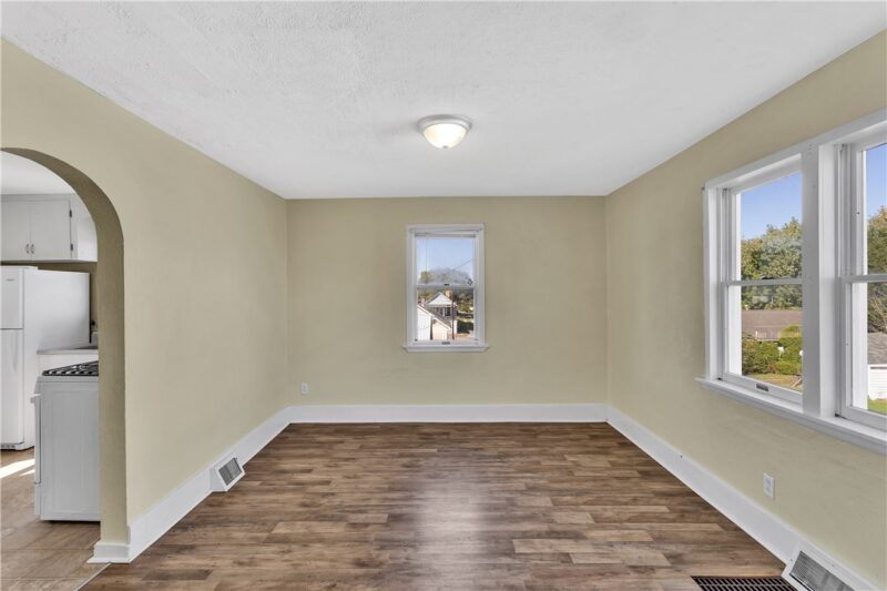 1413 Robbins Avenue — photo 5