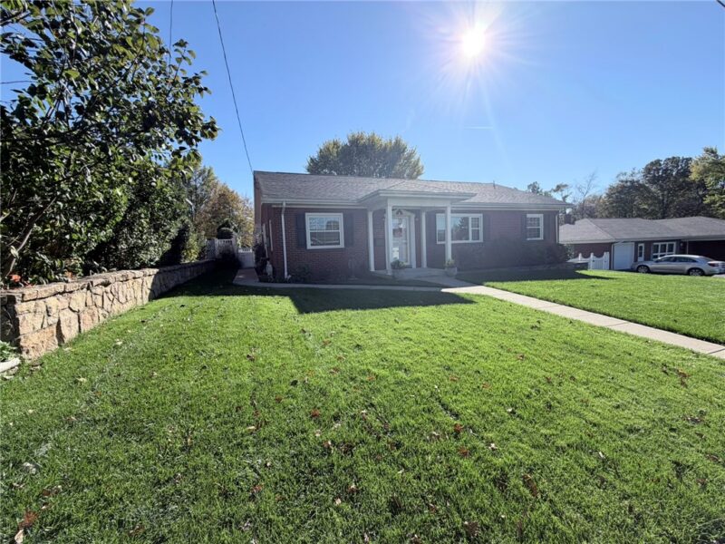 340 Pershing Ave — photo 2