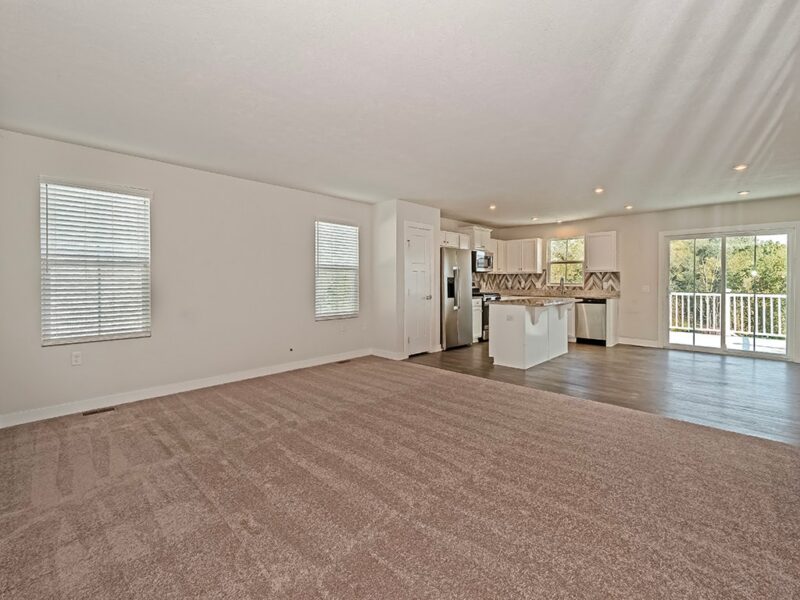 560 Birch DRIVE — photo 3