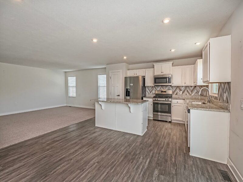560 Birch DRIVE — photo 5