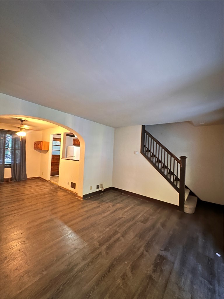 705-707 Maytide St. — photo 3