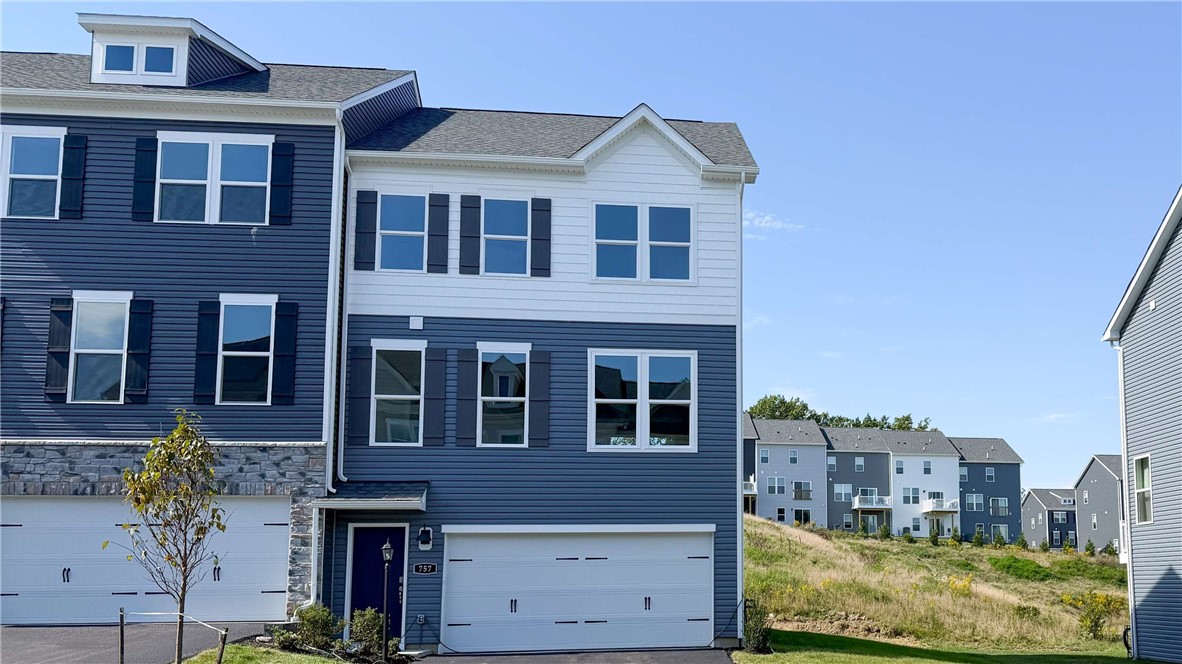 757 Olivia St — photo 1