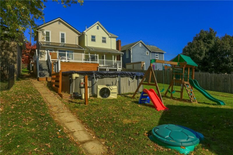 435 Line Ave — photo 3
