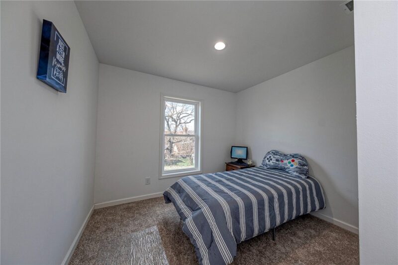 453 Motheral Ave — photo 8