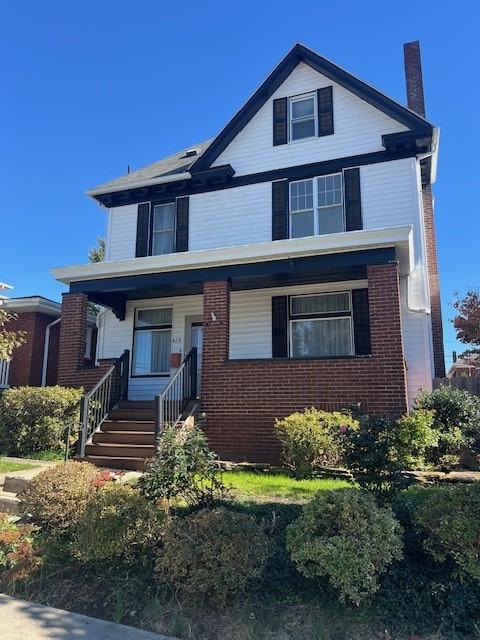 425 Tremont Ave — photo 1