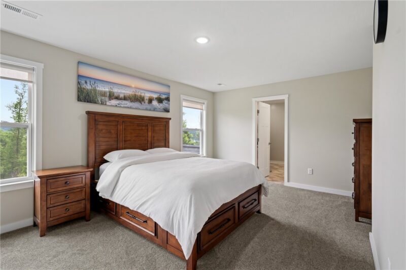 5052 Chalfant Ln — photo 8