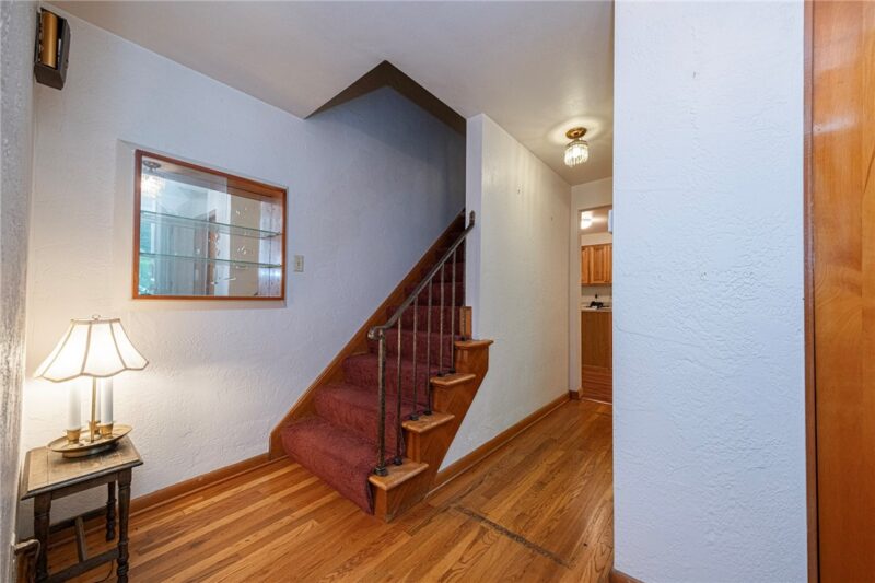 205 Washington Rd — photo 3