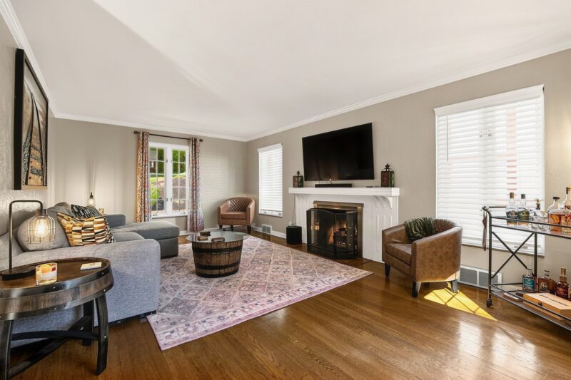 752 Country Club Drive — photo 3