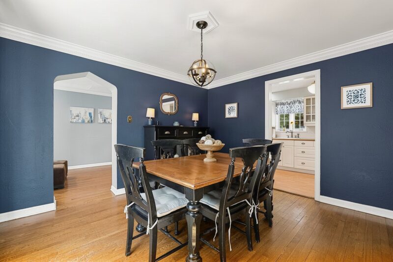 752 Country Club Drive — photo 8