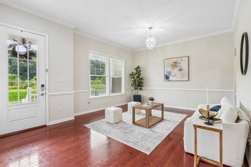 632 Chilliwack LANE — photo 5