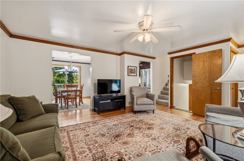 534 Fieldcrest Dr — photo 3