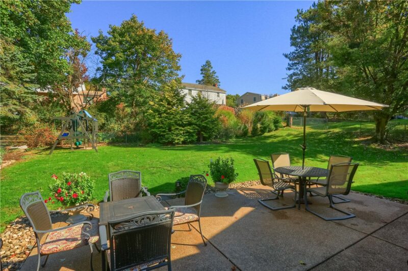 2043 Aldergrove Dr — photo 8
