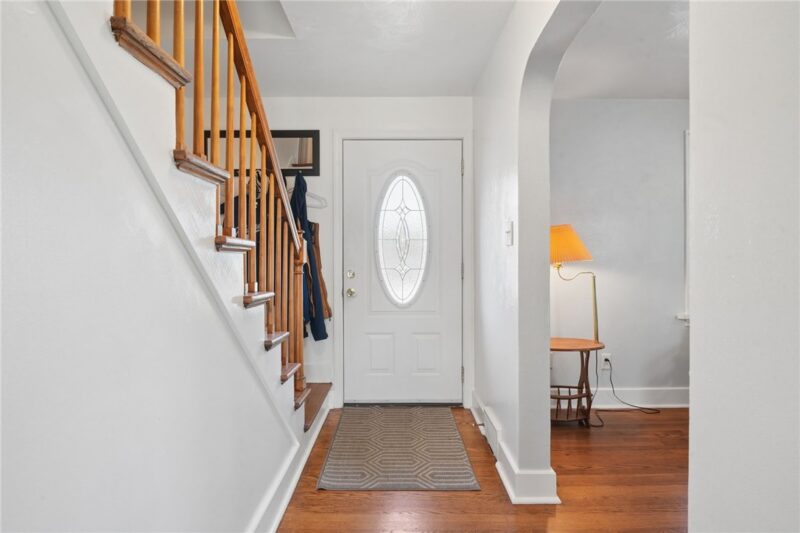 37 Cedar St — photo 3