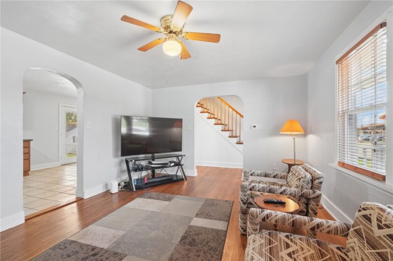 37 Cedar St — photo 5