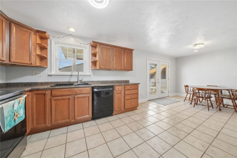 37 Cedar St — photo 7