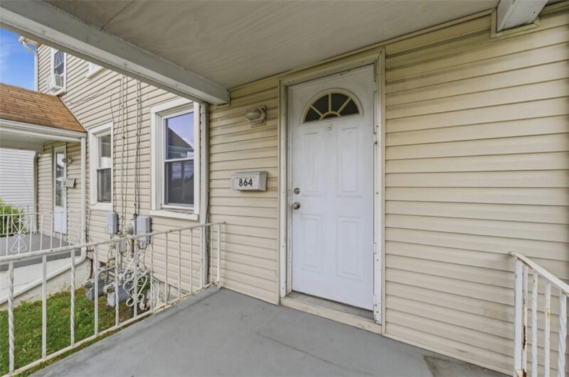 864 Miller Ave — photo 5
