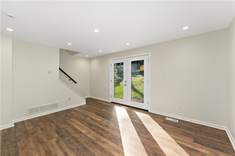 1511 Summerdale St — photo 5