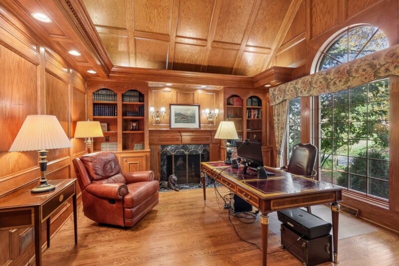 1609 Blackburn Heights DRIVE — photo 4