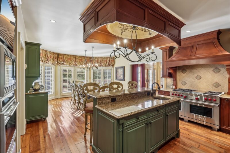 1609 Blackburn Heights DRIVE — photo 8