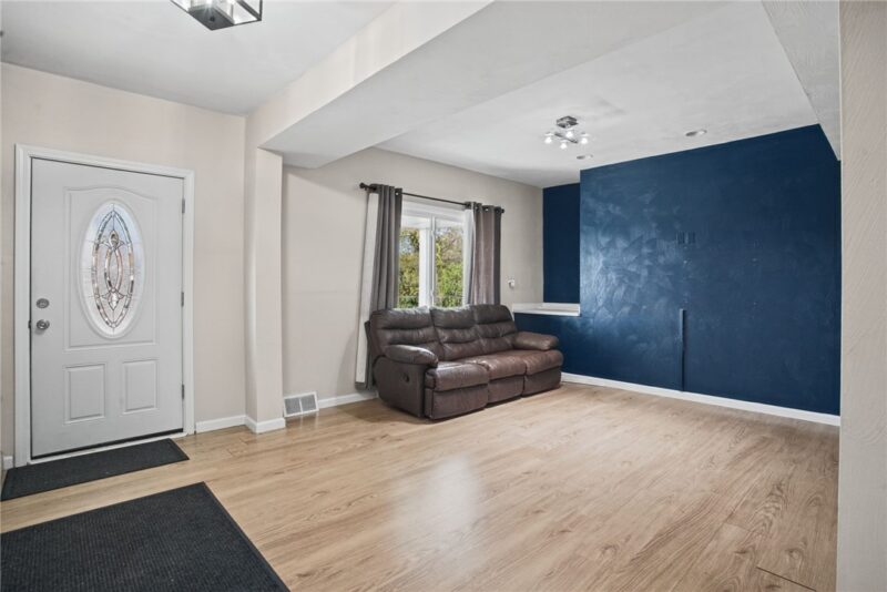 108 Oakwood Ave — photo 5