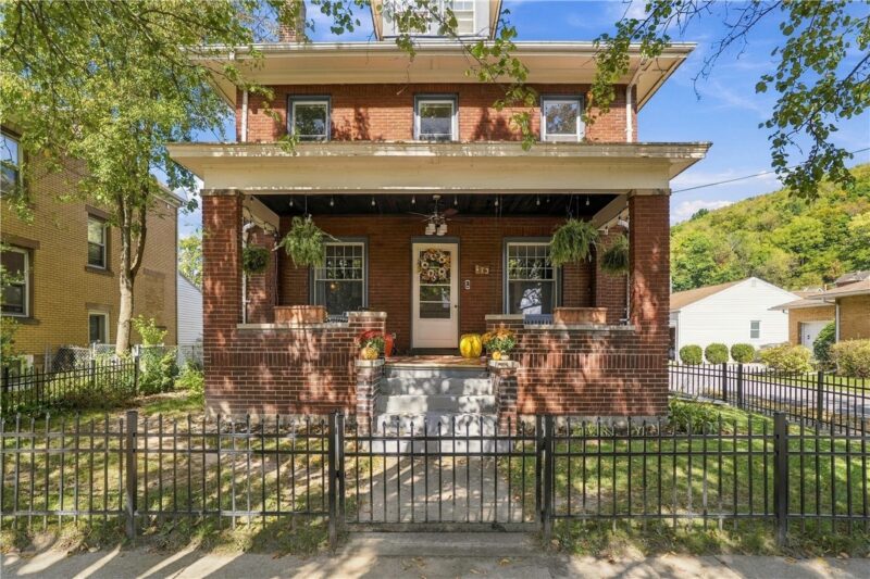 223 Wahl Ave — photo 3