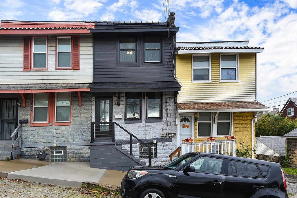 7611 Edgerton Avenue — photo 1