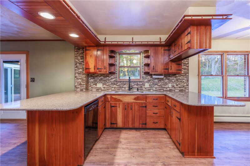 573 Church Rd — photo 7
