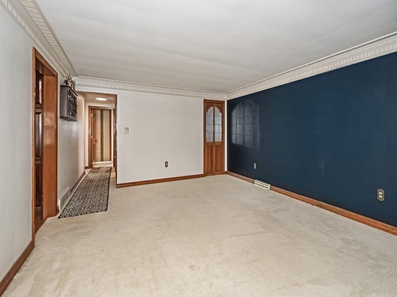 1114 Roup AVENUE — photo 3
