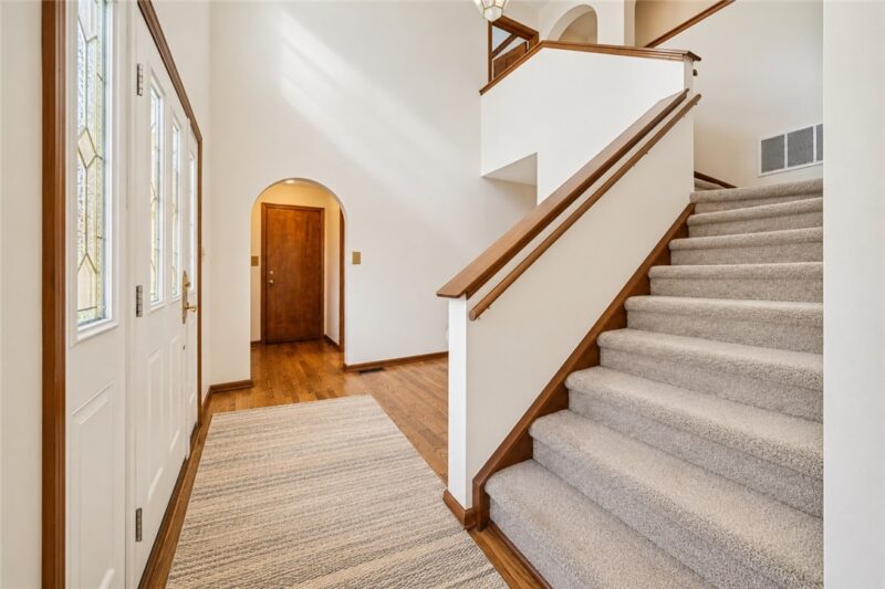 451 Peregrine Dr — photo 4